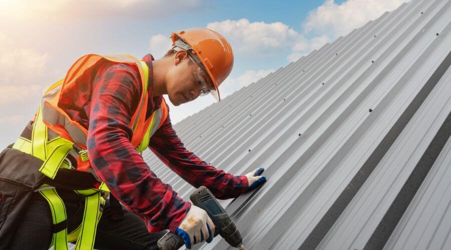 Professional gutter cleaning in Freedom, NY